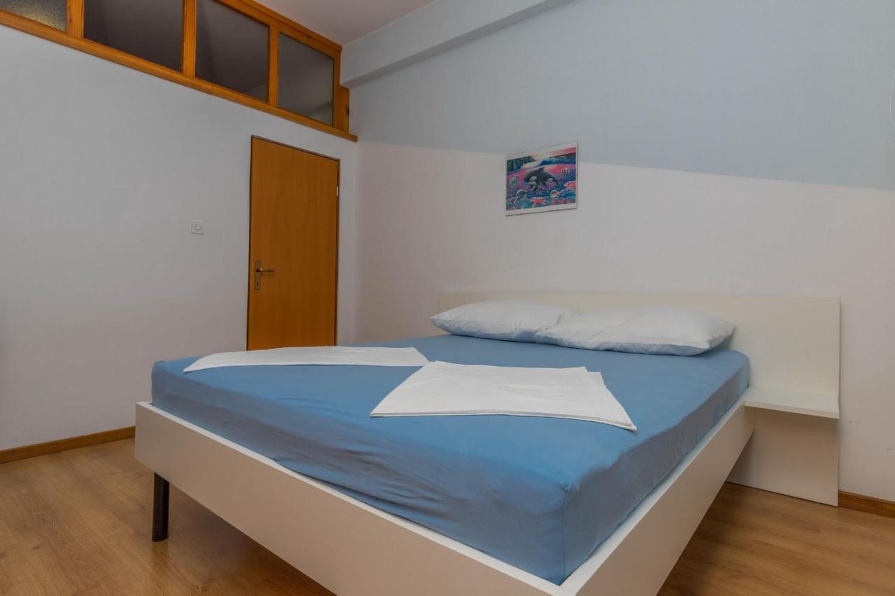 Apartman Lux1 Selce Exterior foto